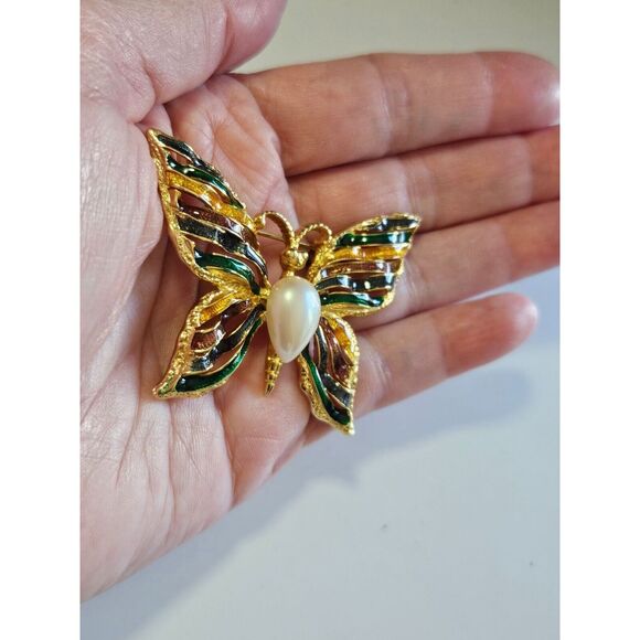 **Final Sale** FO Fernando Originals gold tone butterfly brooch - Picture 3 of 10